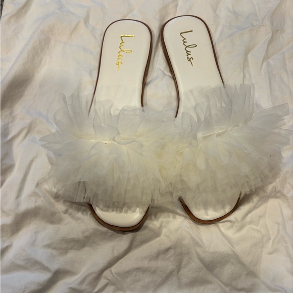 Lulu's White Ruffle Sandals - Picture 3 of 5
